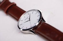 Load image into Gallery viewer, The Iconic British Tan and Silver