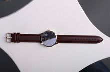 Load image into Gallery viewer, The Iconic Brown and Rose Gold