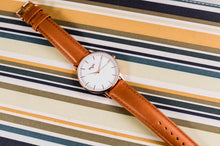 Load image into Gallery viewer, Women's Iconic British Tan and Gold